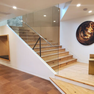 Read more about the article Interior Glass Ideas for Businesses in Los Angeles